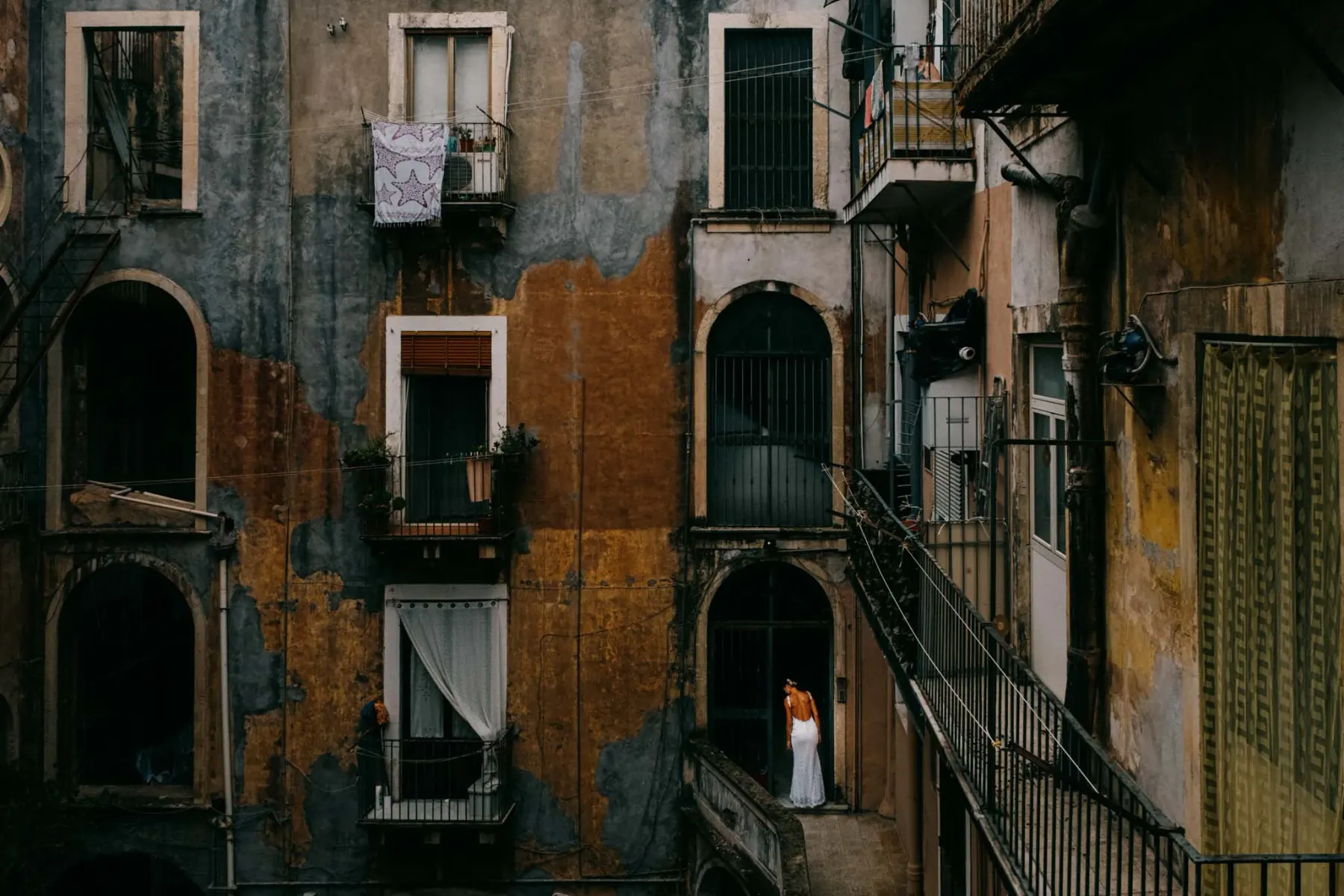 Brides, documentary wedding photography by Edoardo Morina, 3 of 14