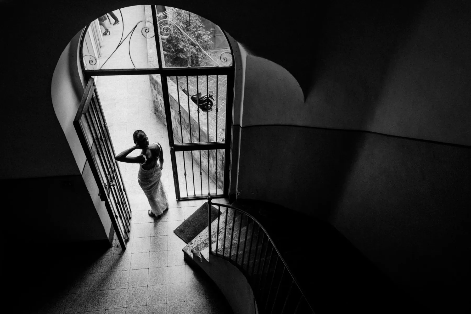 Brides, documentary wedding photography by Edoardo Morina, 4 of 14