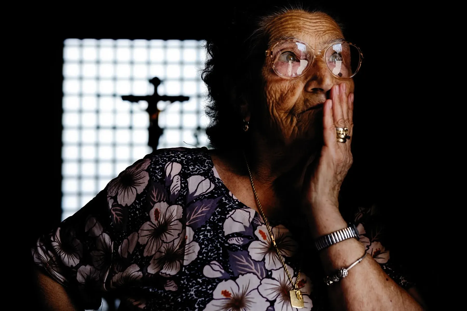 Churches, documentary wedding photography by Edoardo Morina, 2 of 11