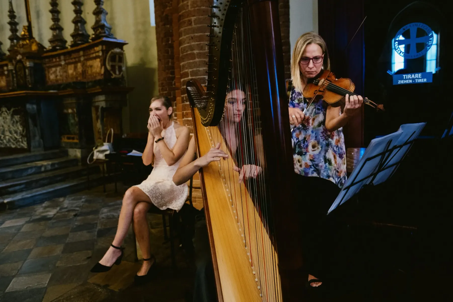Churches, documentary wedding photography by Edoardo Morina, 3 of 11