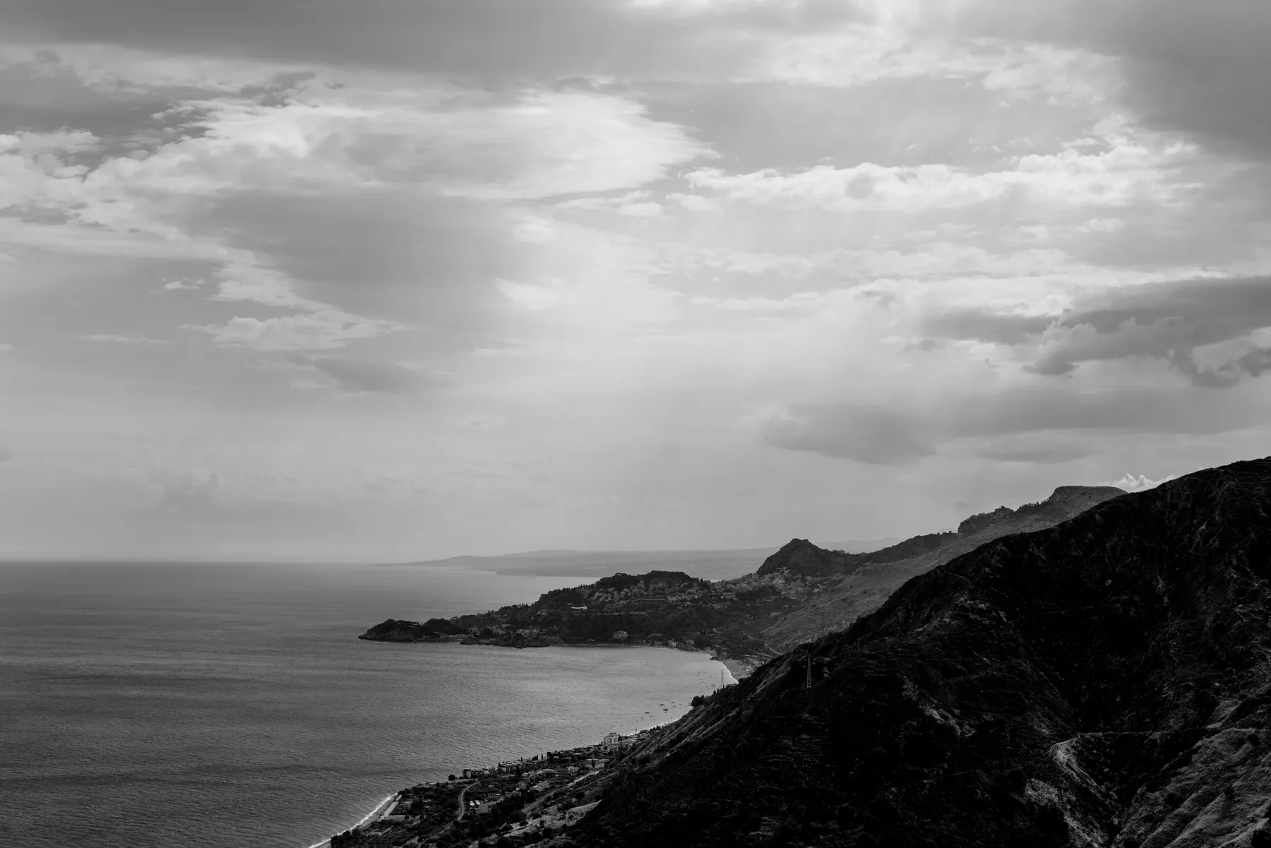 DONATIEN + ISABELLA wedding, Forza d'Agrò, Sicily, photographed by Edoardo Morina and Giovanni Cocco, 9 of 46