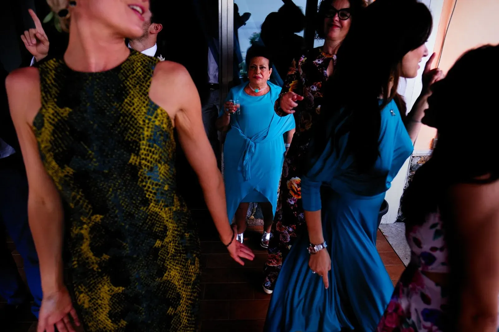 Gotcha, documentary wedding photography by Edoardo Morina, 10 of 11